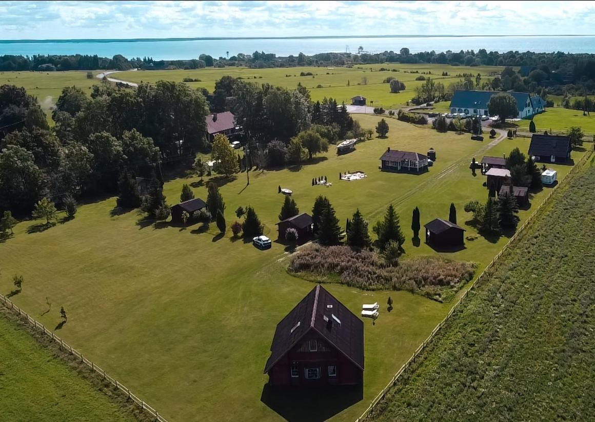 Merejussi Puhkemajad Parna Exterior foto